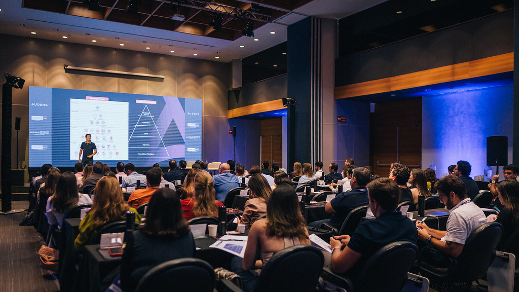 In Company Audens Edu